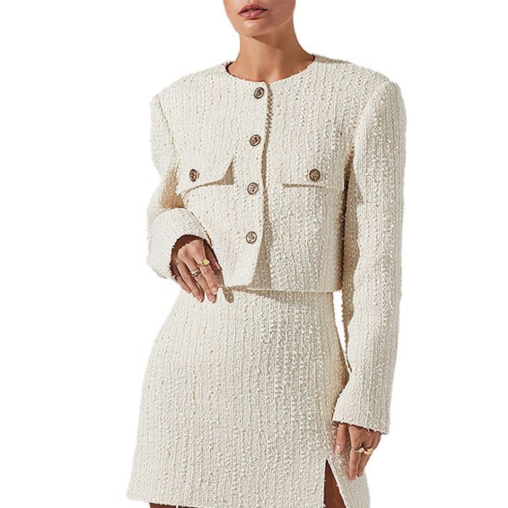 Covina boucle jacket in cream medium, like new, skirt listed separately